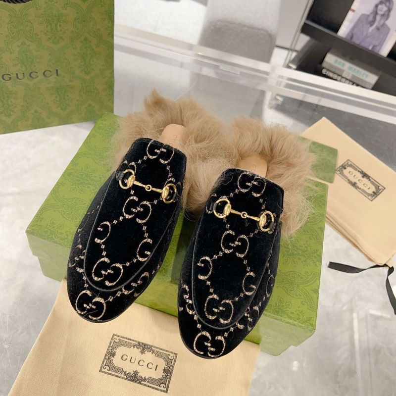 G*u*i leather shoes